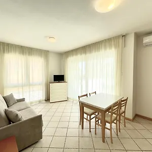 https://diani-beach-carraro-immobiliare-jesolo.hotelinveneto.com